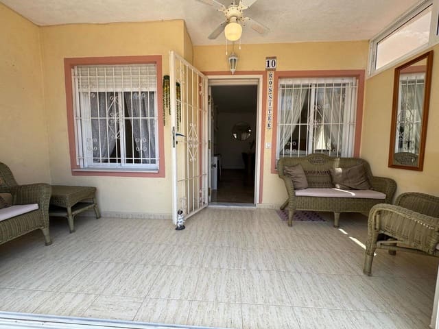 3 bedroom Bungalow for sale in El Molino, Torrevieja with pool - € 169,900 (Ref: 9893858)