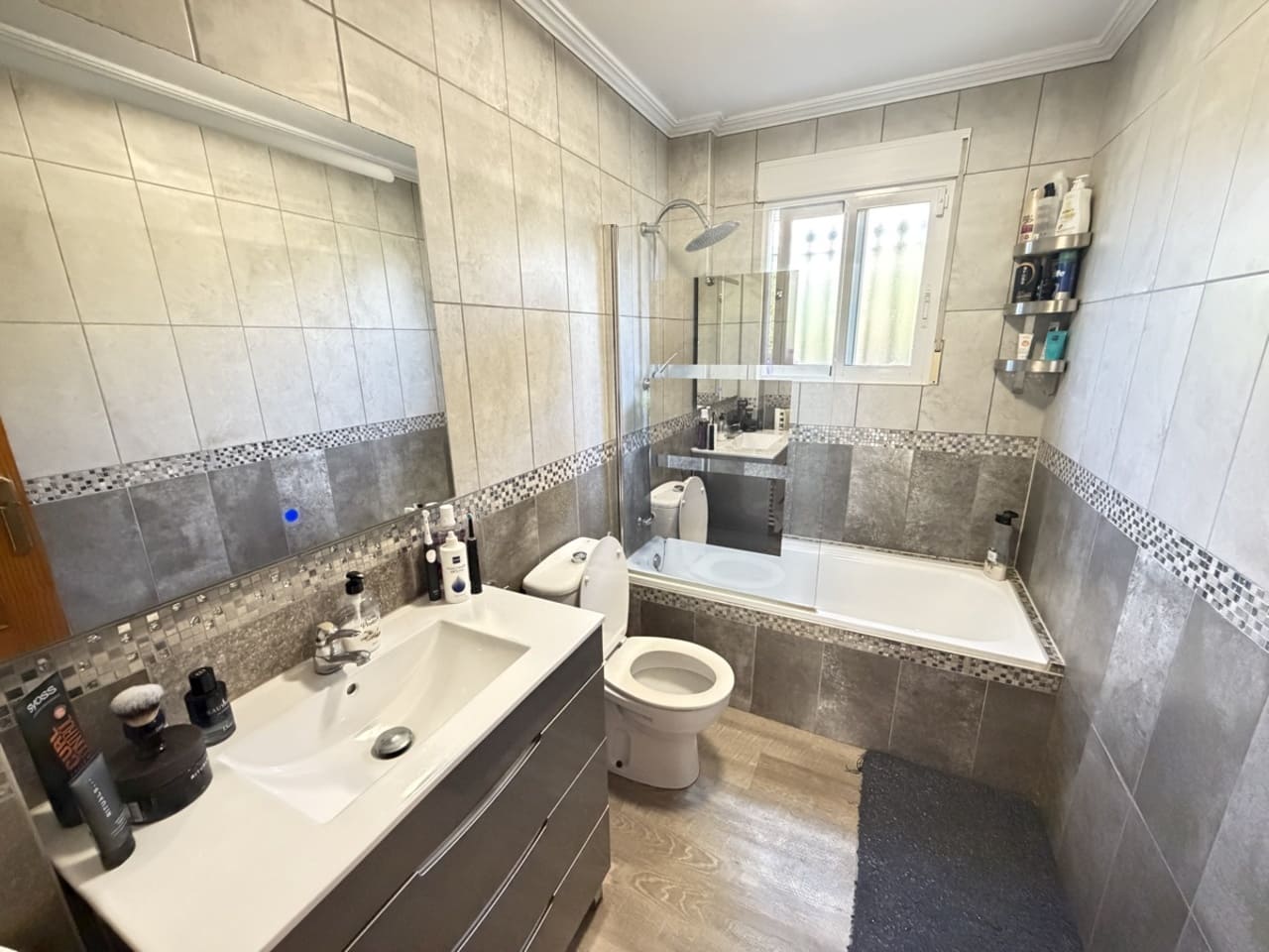 4 soverom Villa til salgs i Villamartin med svømmebasseng - € 399 995 (Ref: 9893861)