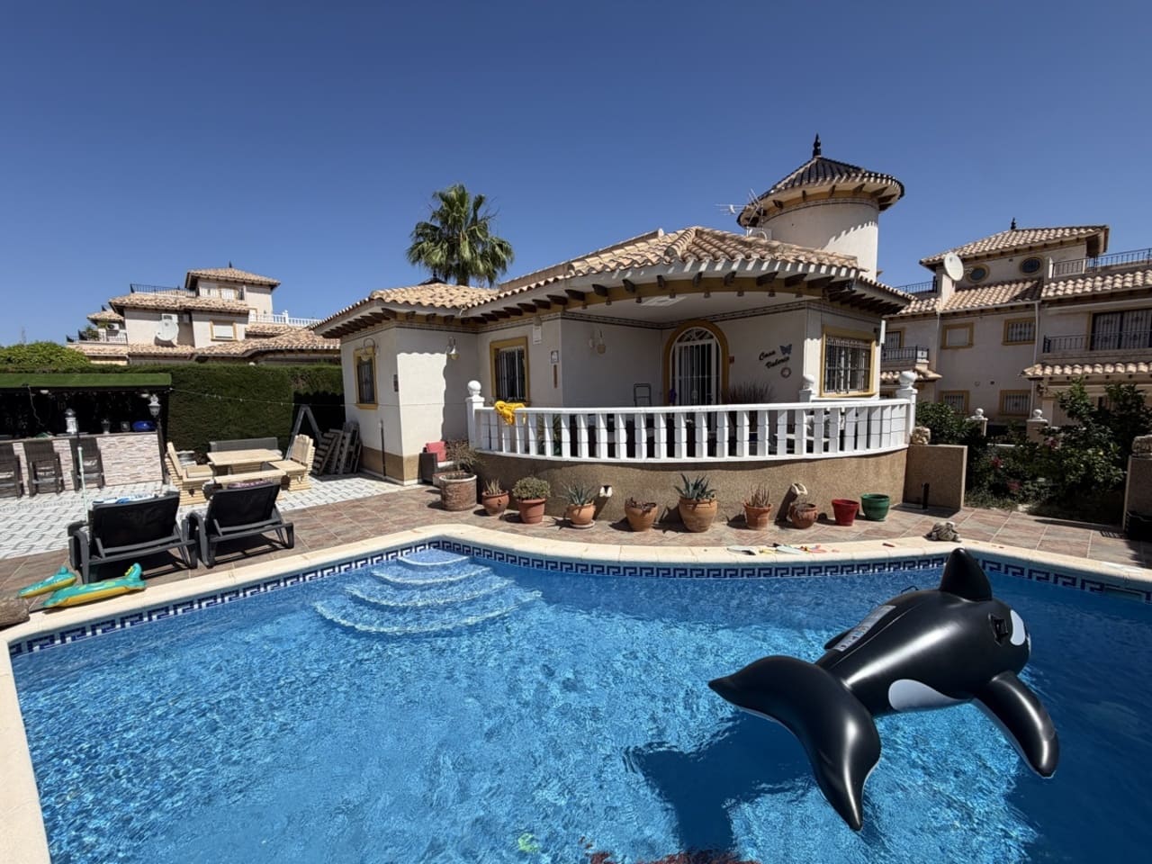 4 soverom Villa til salgs i Villamartin med svømmebasseng - € 399 995 (Ref: 9893861)
