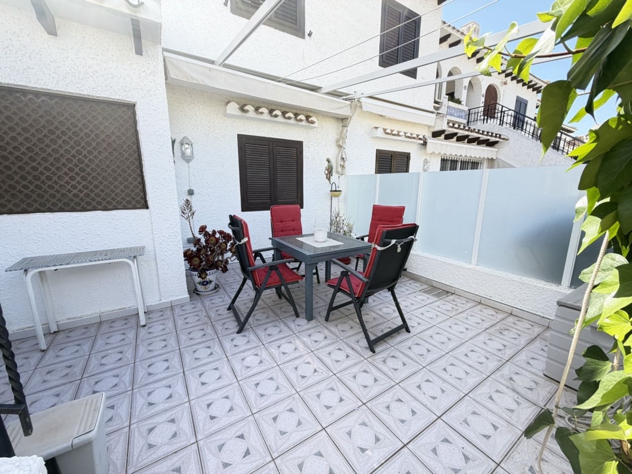 2 makuuhuone Huoneisto myytävänä paikassa Cabo Roig mukana uima-altaan - 209 000 € (Ref: 9893862)
