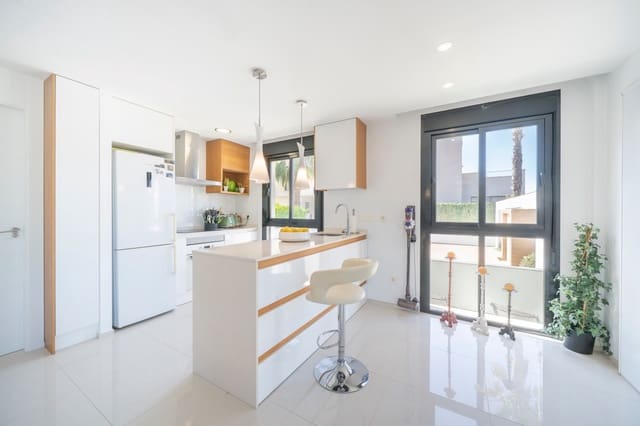 3 camera da letto Villa in vendita in Ciudad Quesada, Rojales con piscina garage - 399.000 € (Rif: 9896316)