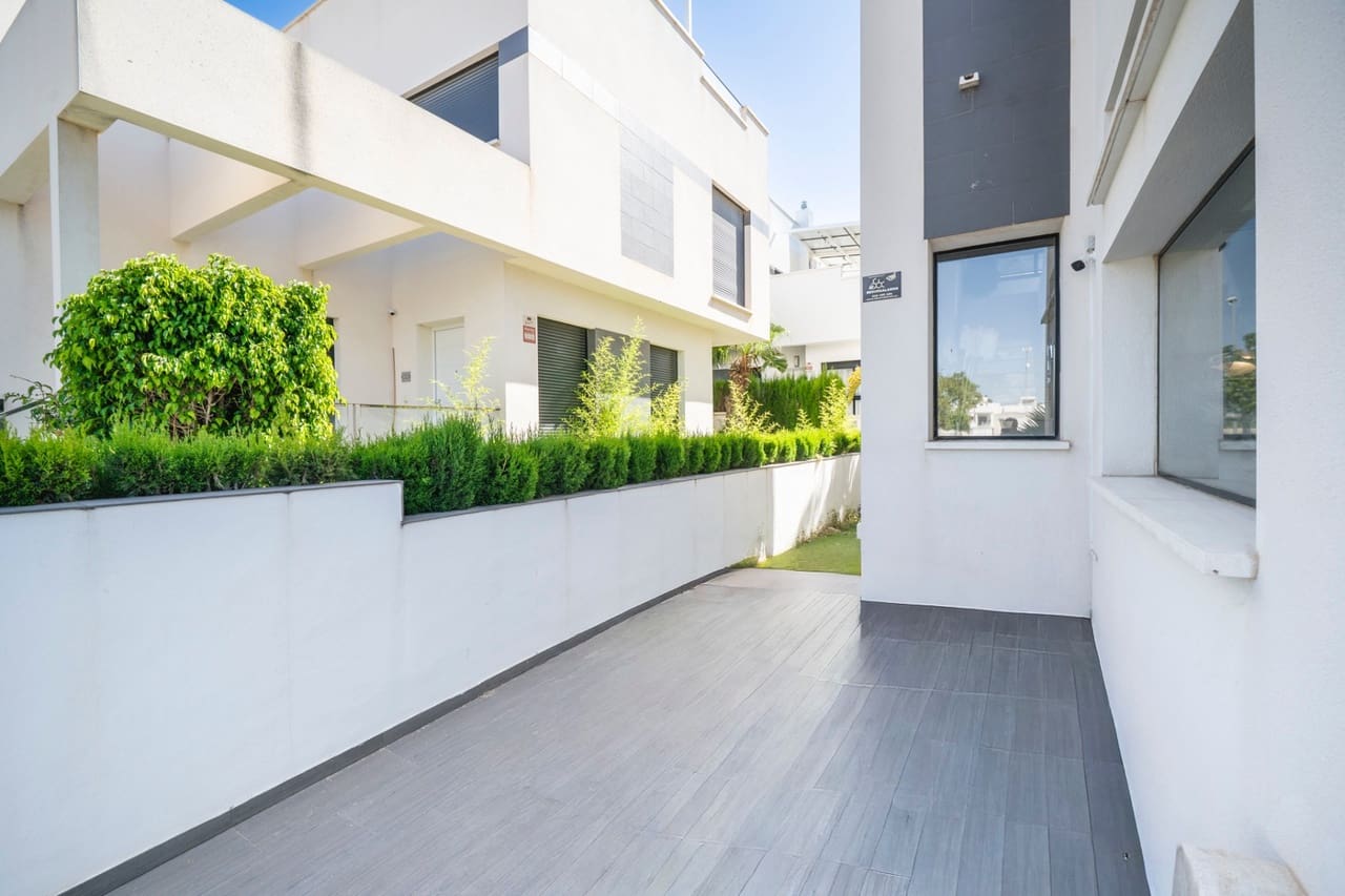 3 camera da letto Villa in vendita in Ciudad Quesada con piscina garage - 399.000 € (Rif: 9896316)
