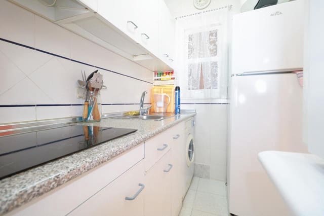 Apartamento de 2 habitaciones en El Molino, Torrevieja en venta con piscina - 134.000 € (Ref: 9896320)