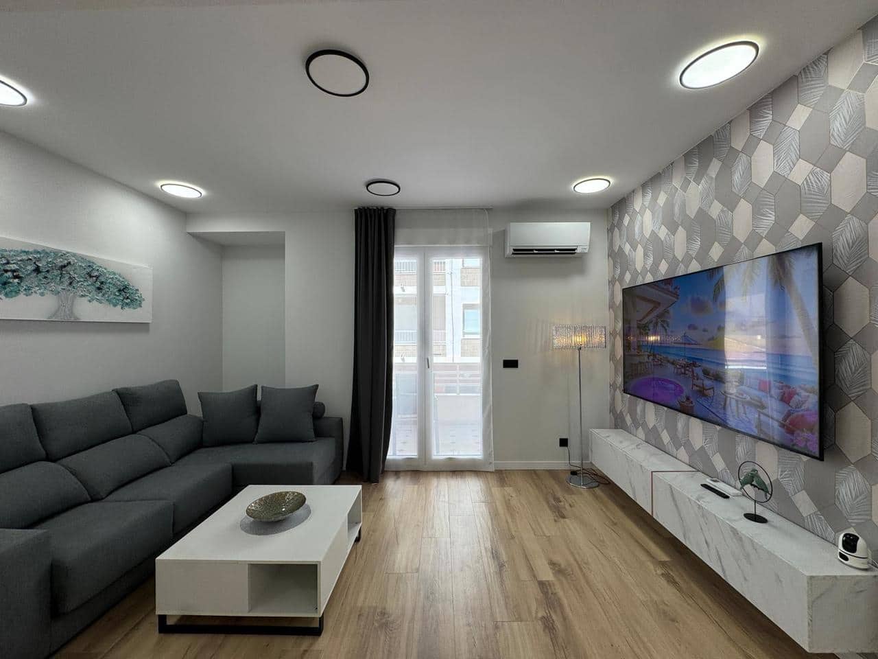 3 sypialnia Apartament na sprzedaż w Torrevieja - 295 000 € (Ref: 9896323)