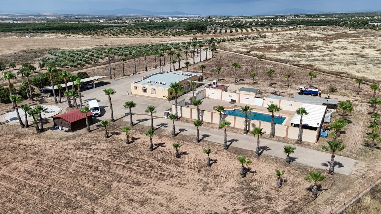 6 soveværelse Villa til salg i Fuente Alamo de Murcia - € 600.000 (Ref: 9896325)