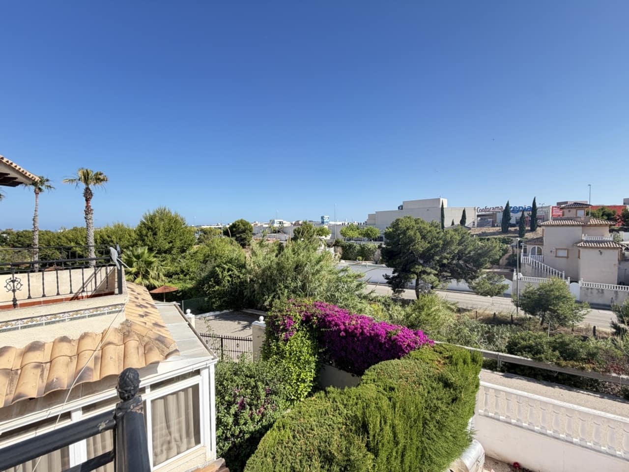 3 bedroom Townhouse for sale in Playa Flamenca with pool - € 195,000 (Ref: 9899166)