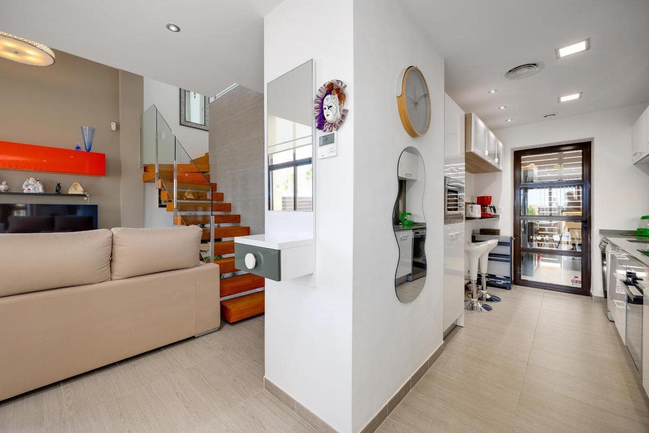 3 sovrum Villa till salu i Ciudad Quesada med pool - 379 969 € (Ref: 9899168)