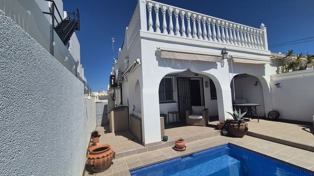 2 bedroom Villa for sale in Villamartin, Orihuela - € 240,000 (Ref: 9900346)