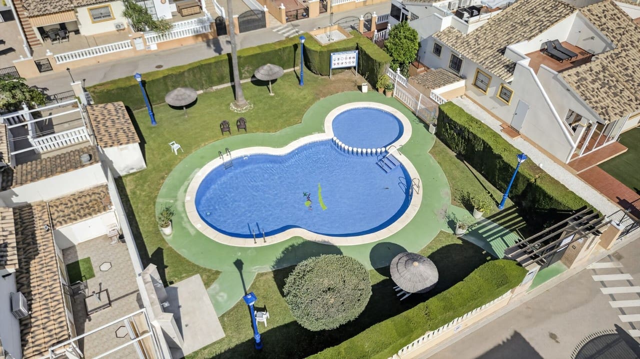 2 quarto Moradia para venda em Orihuela Costa - 239 000 € (Ref: 9900353)