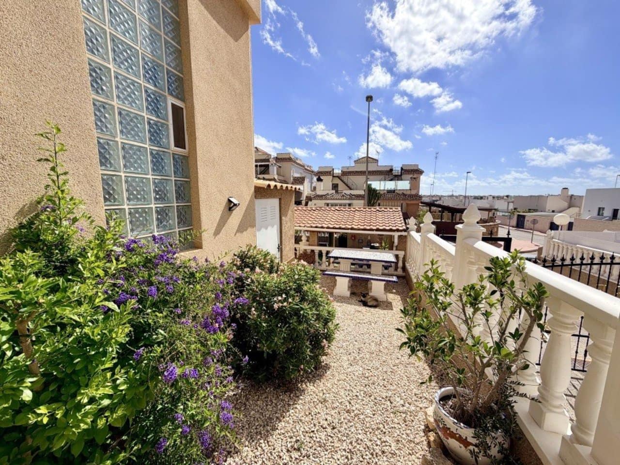 3 bedroom Townhouse for sale in Orihuela Costa - € 338,500 (Ref: 9900354)