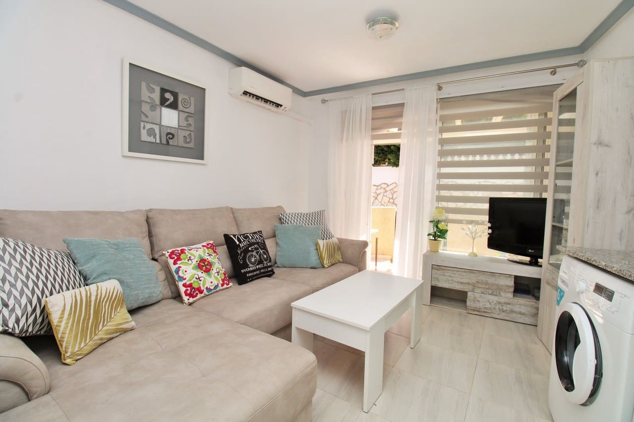1 makuuhuone Bungalow myytävänä paikassa Villamartin - 109 000 € (Ref: 9900357)