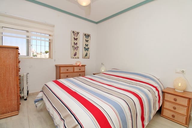 1 makuuhuone Bungalow myytävänä paikassa Villamartin, Orihuela - 109 000 € (Ref: 9900357)