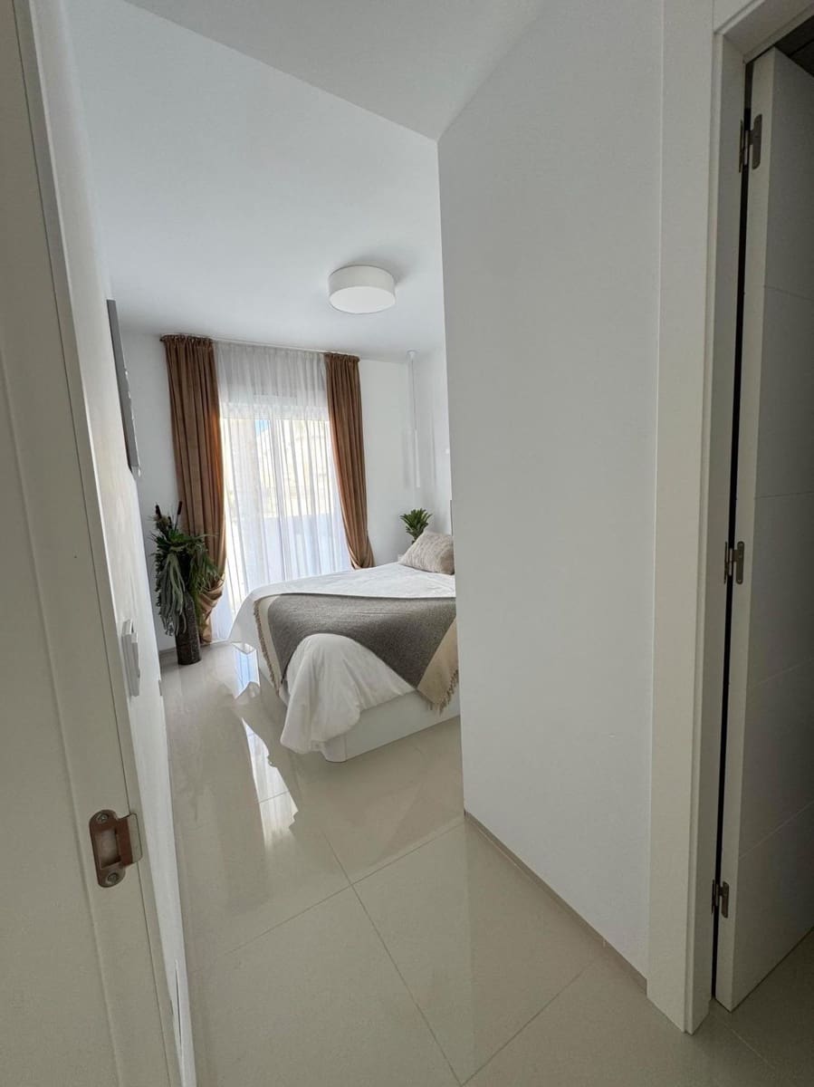 2 Zimmer Apartment zu verkaufen in Rojales mit Pool - 310.000 € (Ref: 9903914)