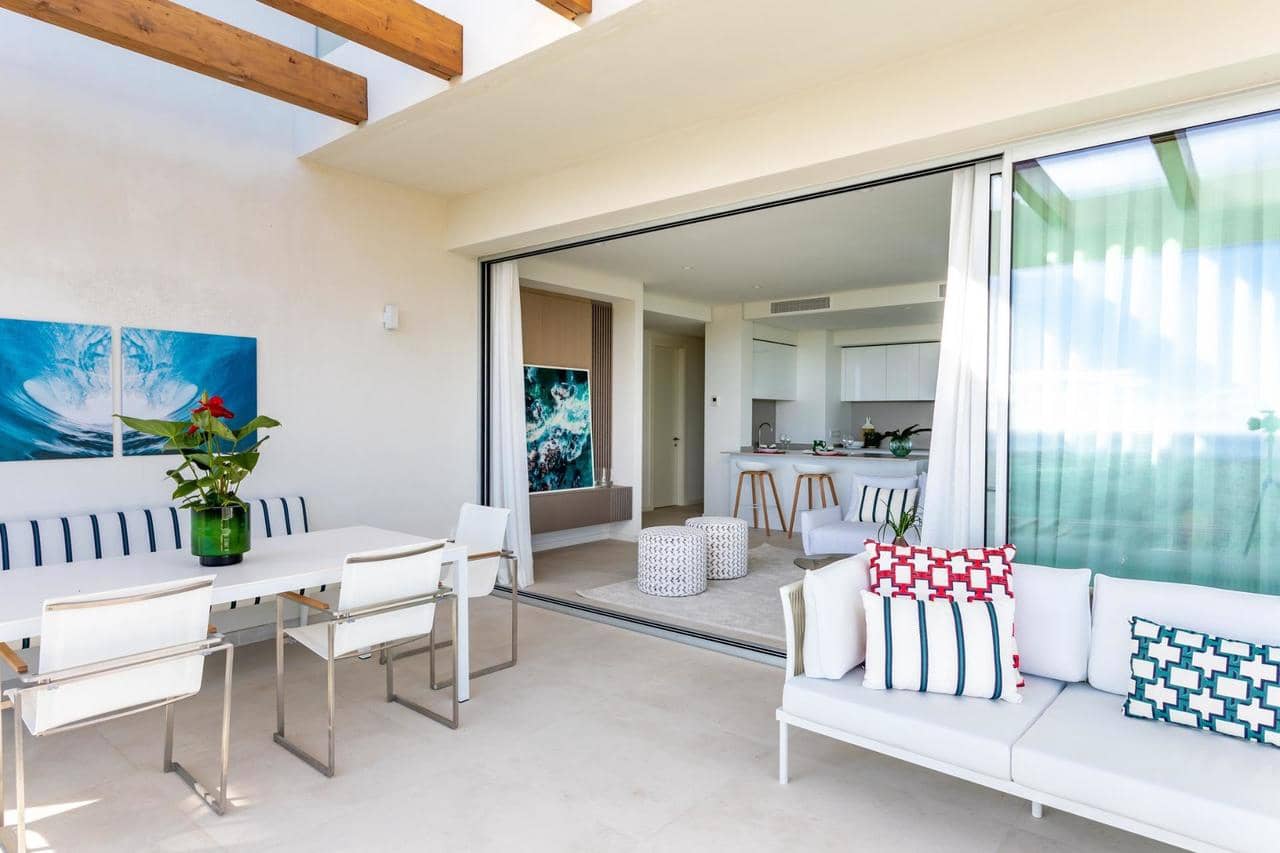 Apartamento de 2 habitaciones en Benahavís en venta con piscina - 840.000 € (Ref: 9907609)