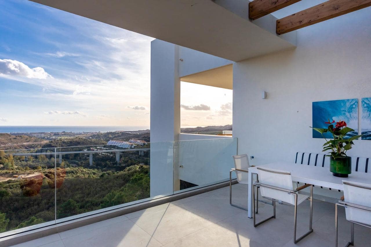 Apartamento de 2 habitaciones en Benahavís en venta con piscina - 840.000 € (Ref: 9907609)