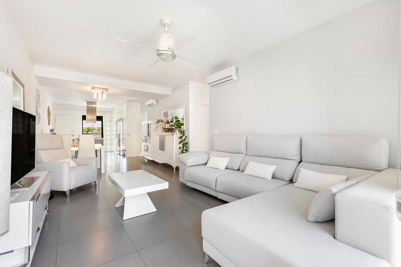 4 soverom Leilighet til salgs i Pilar de la Horadada med svømmebasseng - € 597 800 (Ref: 9907612)