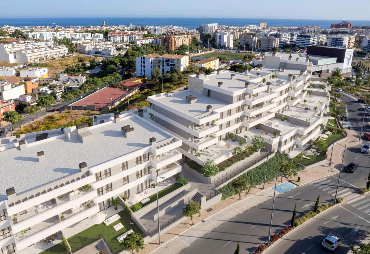 2 sovrum Lägenhet till salu i Estepona med pool - 470 000 € (Ref: 9907656)