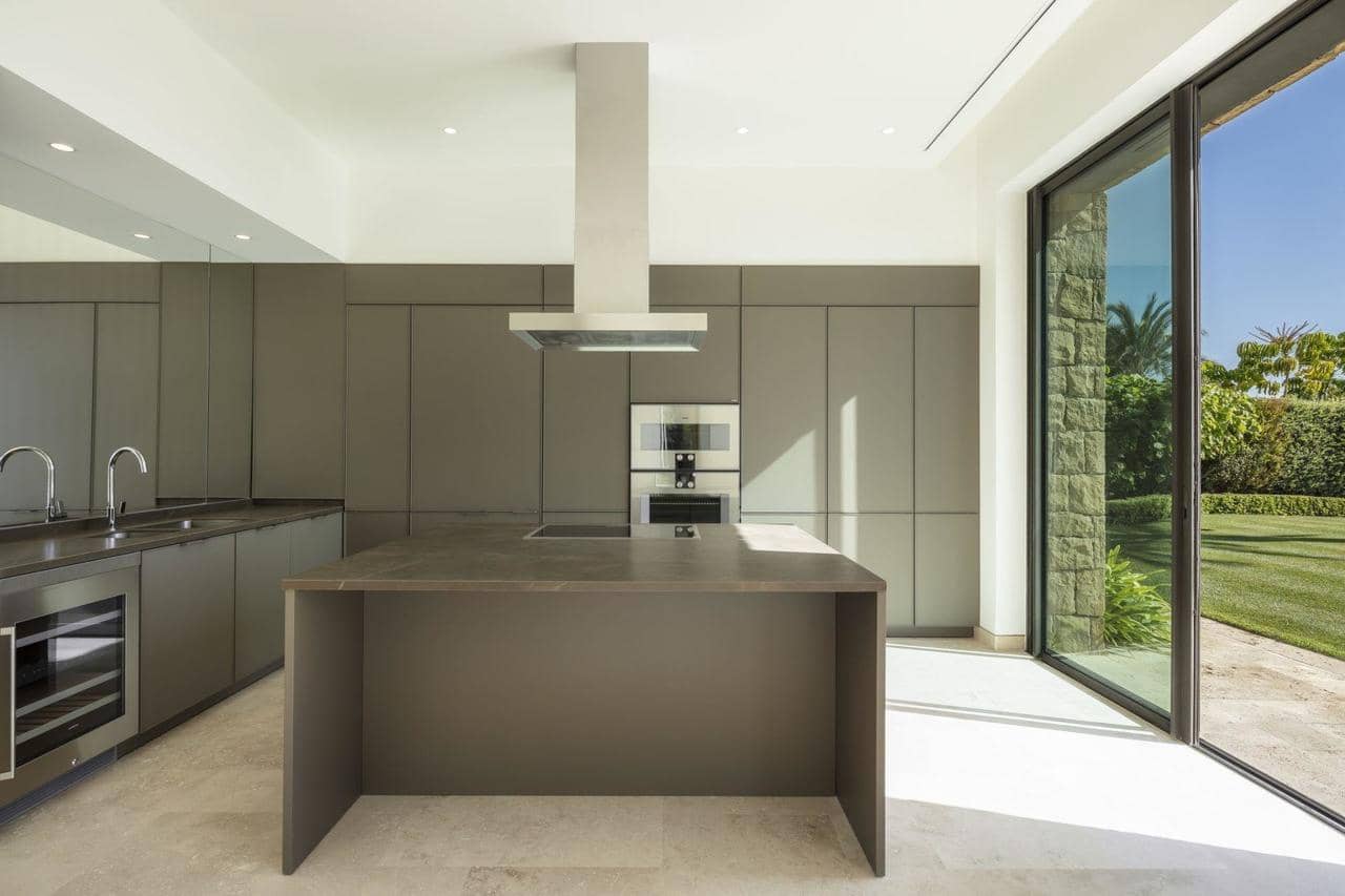5 Zimmer Villa zu verkaufen in Casares mit Pool - 4.800.000 € (Ref: 9907657)