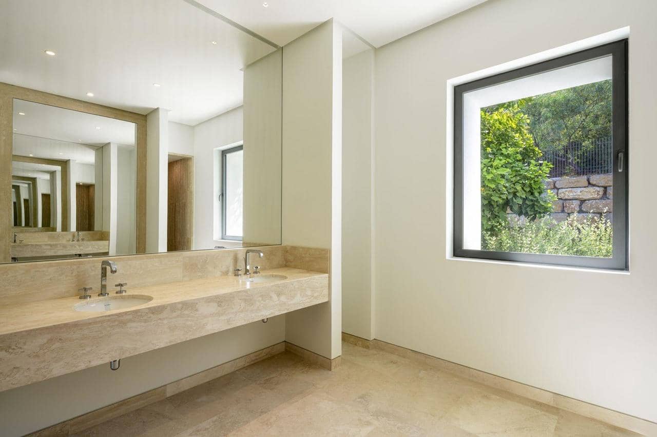 5 Zimmer Villa zu verkaufen in Casares mit Pool - 4.800.000 € (Ref: 9907657)