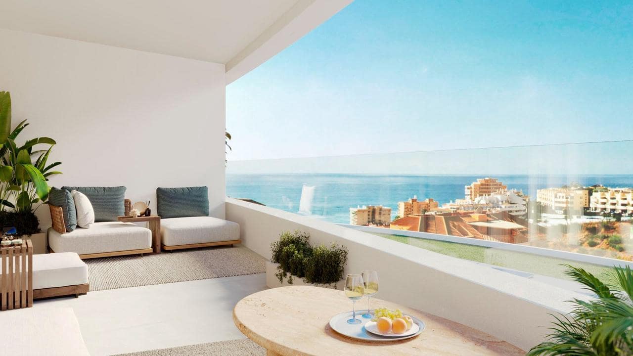 3 sypialnia Dom na sprzedaż w Fuengirola z basenem - 810 000 € (Ref: 9907708)