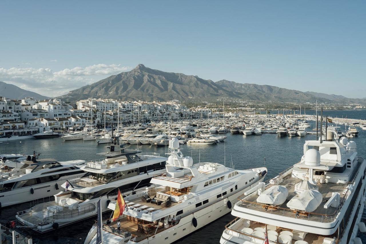 2 soveværelse Lejlighed til salg i Marbella med swimmingpool garage - € 954.000 (Ref: 9907778)