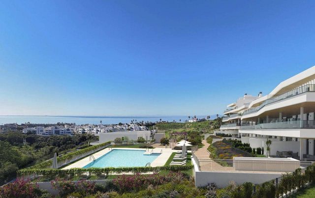 3 quarto Apartamento para venda em Selwo, Estepona com piscina garagem - 613 000 € (Ref: 9907937)