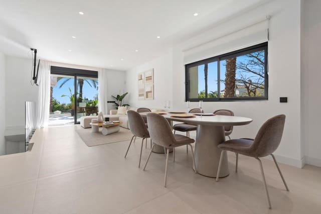 4 Zimmer Apartment zu verkaufen in El Paraiso, Estepona mit Pool - 890.000 € (Ref: 9907964)