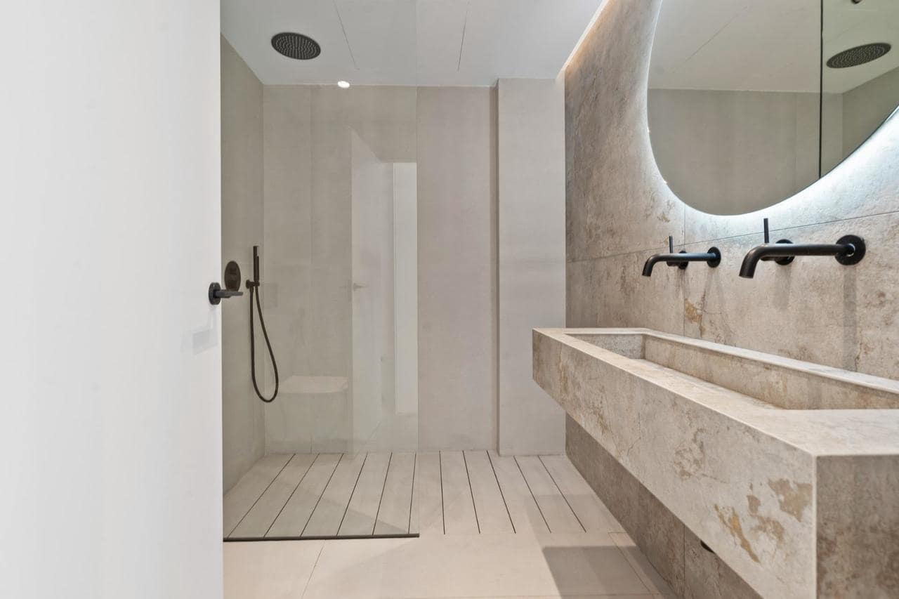 4 Zimmer Apartment zu verkaufen in El Paraiso mit Pool - 890.000 € (Ref: 9907964)