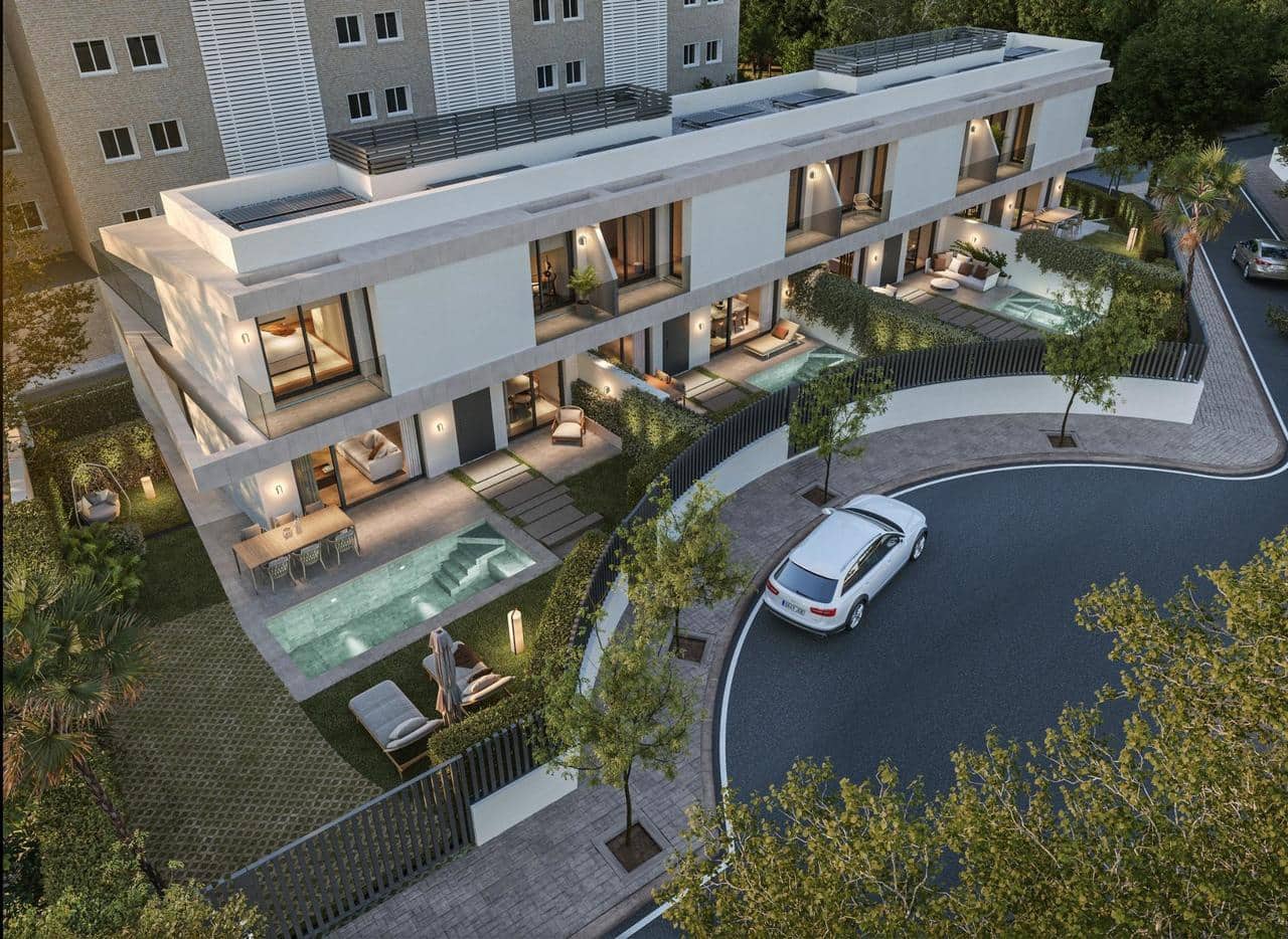 Casa de 3 habitaciones en Málaga ciudad en venta con piscina - 1.750.000 € (Ref: 9907970)