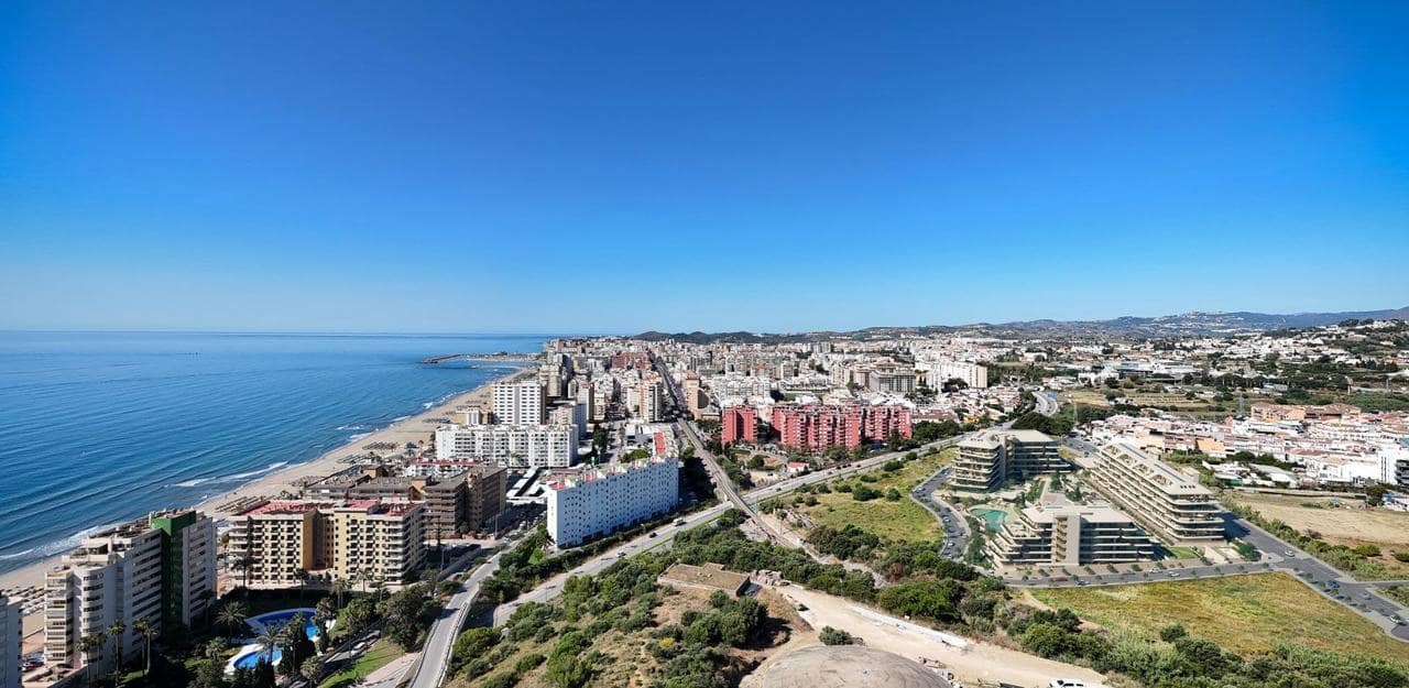 1 makuuhuone Huoneisto myytävänä paikassa Fuengirola mukana uima-altaan - 375 000 € (Ref: 9908003)