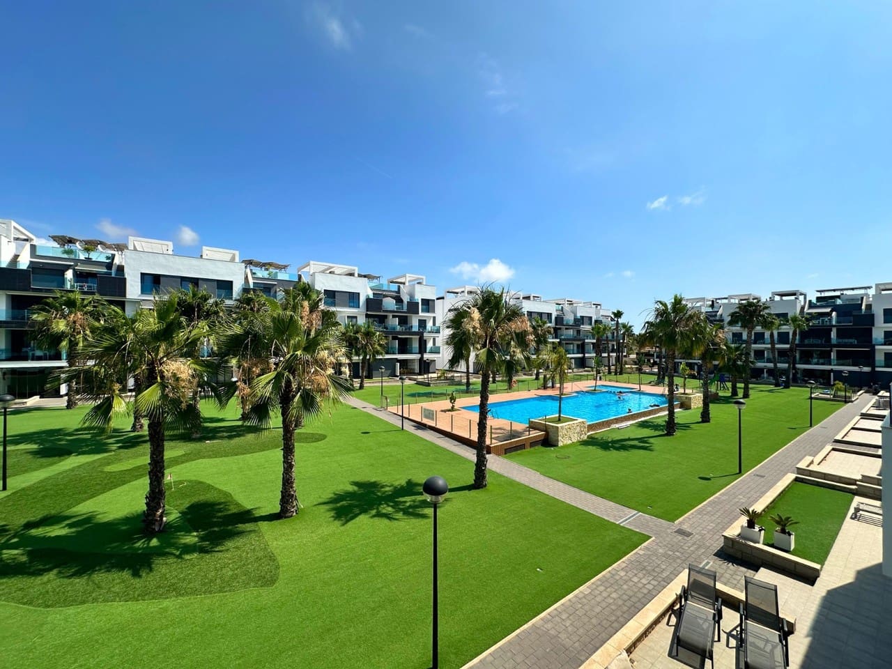 2 soverom Penthouse til salgs i Guardamar del Segura - € 289 000 (Ref: 9910115)