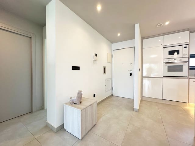 2 soverom Leilighet til salgs i Zona Pueblo, Guardamar del Segura med svømmebasseng garasje - € 289 000 (Ref: 9910115)