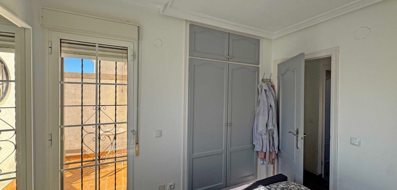 2 soverom Hus til salgs i Orihuela Costa - € 269 000 (Ref: 9910121)