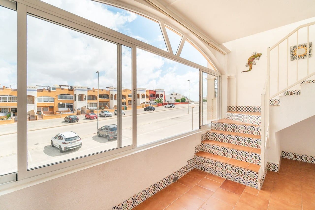 2 chambre Appartement à vendre à Orihuela Costa - 150 000 € (Ref: 9910122)