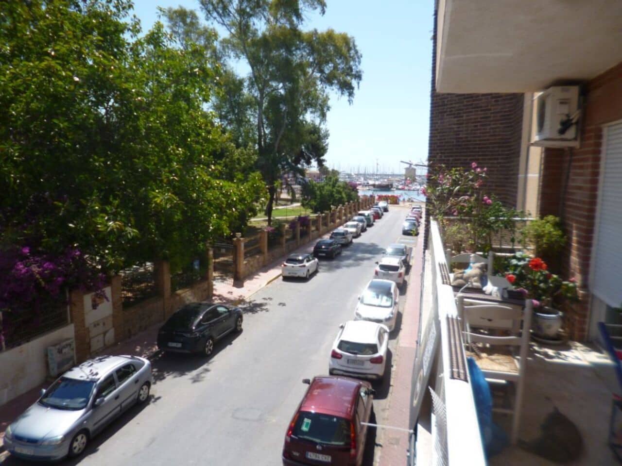 4 bedroom Apartment for sale in Villamartin - € 259,000 (Ref: 9910123)