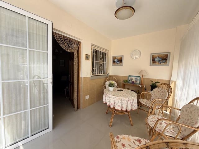 4 makuuhuone Omakotitalo myytävänä paikassa El Molino, Torrevieja - 228 000 € (Ref: 9910124)