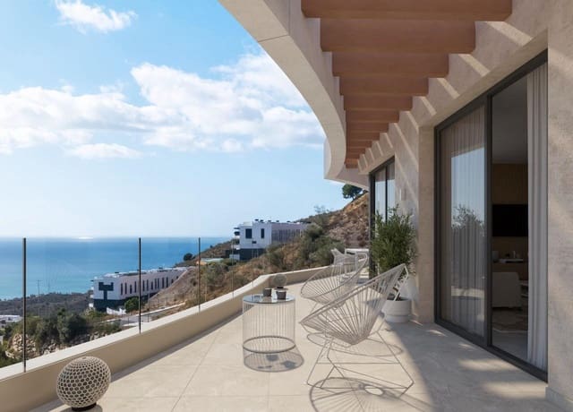 Apartamento de 3 habitaciones en Rincón de la Victoria en venta con piscina garaje - 506.000 € (Ref: 9910150)