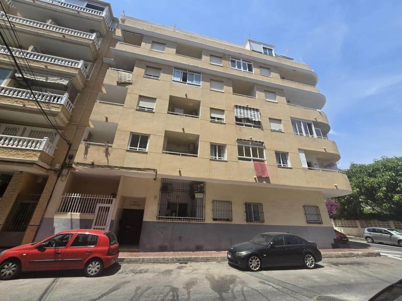 Apartamento de 3 habitaciones en Torrevieja en venta - 195.000 € (Ref: 9912688)