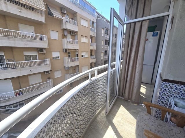 Apartamento de 3 habitaciones en El Molino, Torrevieja en venta - 195.000 € (Ref: 9912688)