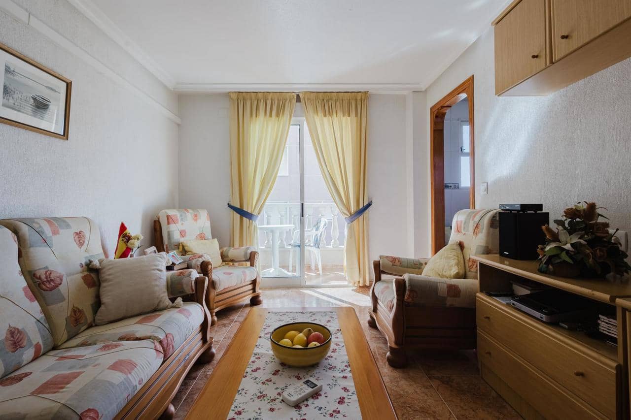 3 makuuhuone Huoneisto myytävänä paikassa Torrevieja - 154 000 € (Ref: 9912690)
