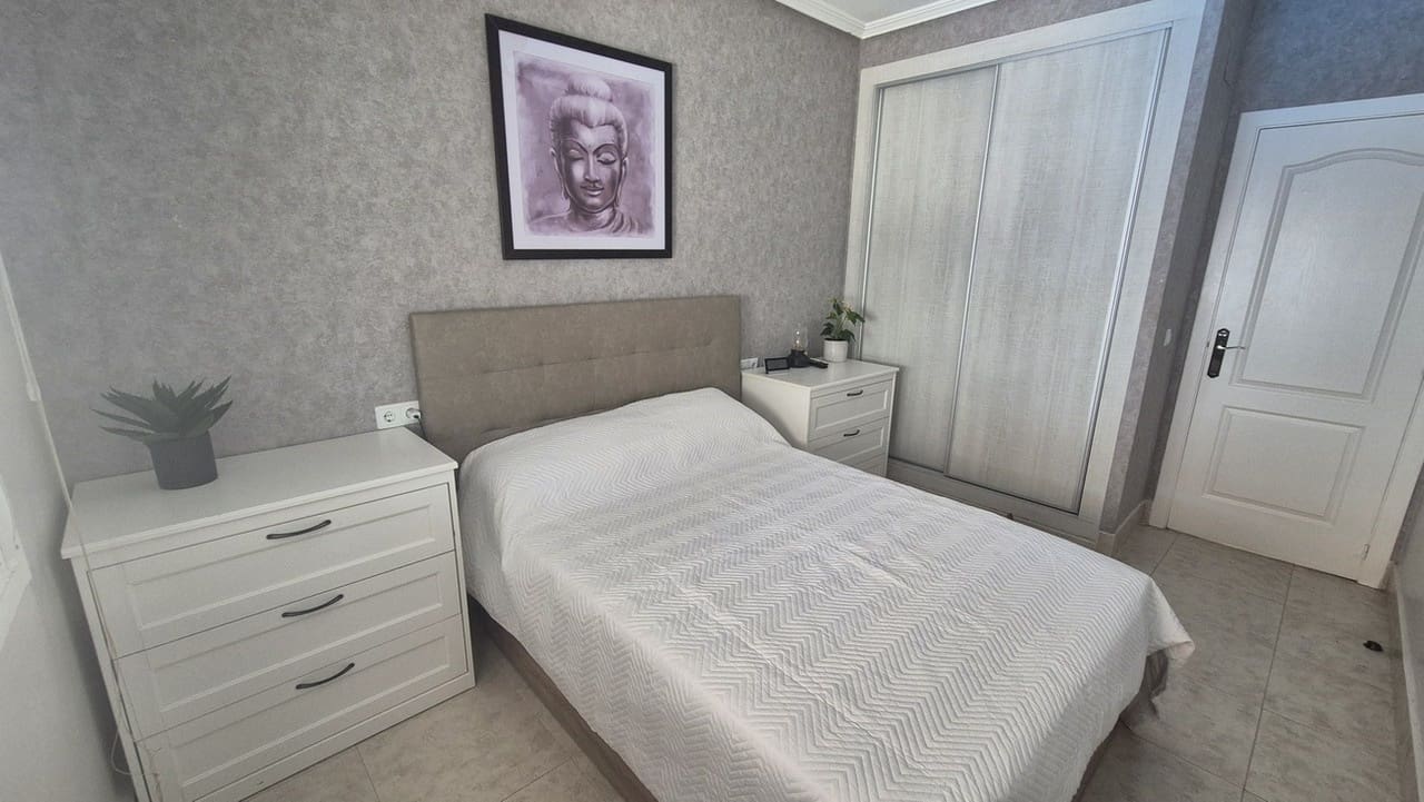 2 bedroom Villa for sale in San Miguel de Salinas - € 240,000 (Ref: 9912694)