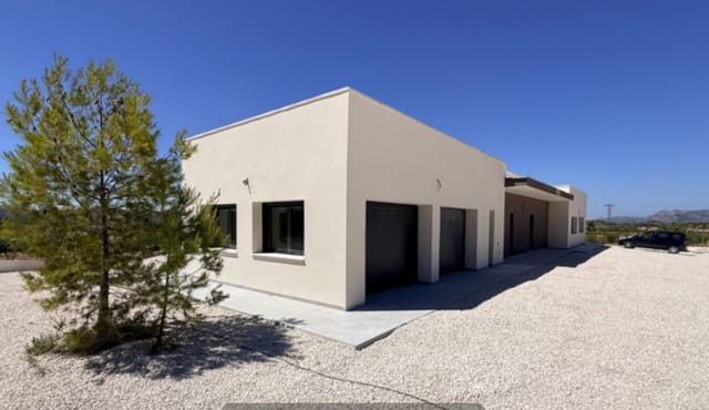 3 bedroom Villa for sale in Macisvenda, Abanilla with pool garage - € 449,500 (Ref: 9915325)
