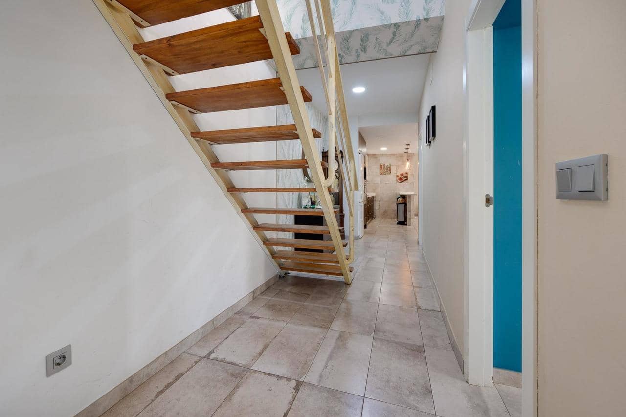 3 quarto Casa em Banda para venda em Torrevieja - 350 000 € (Ref: 9915326)