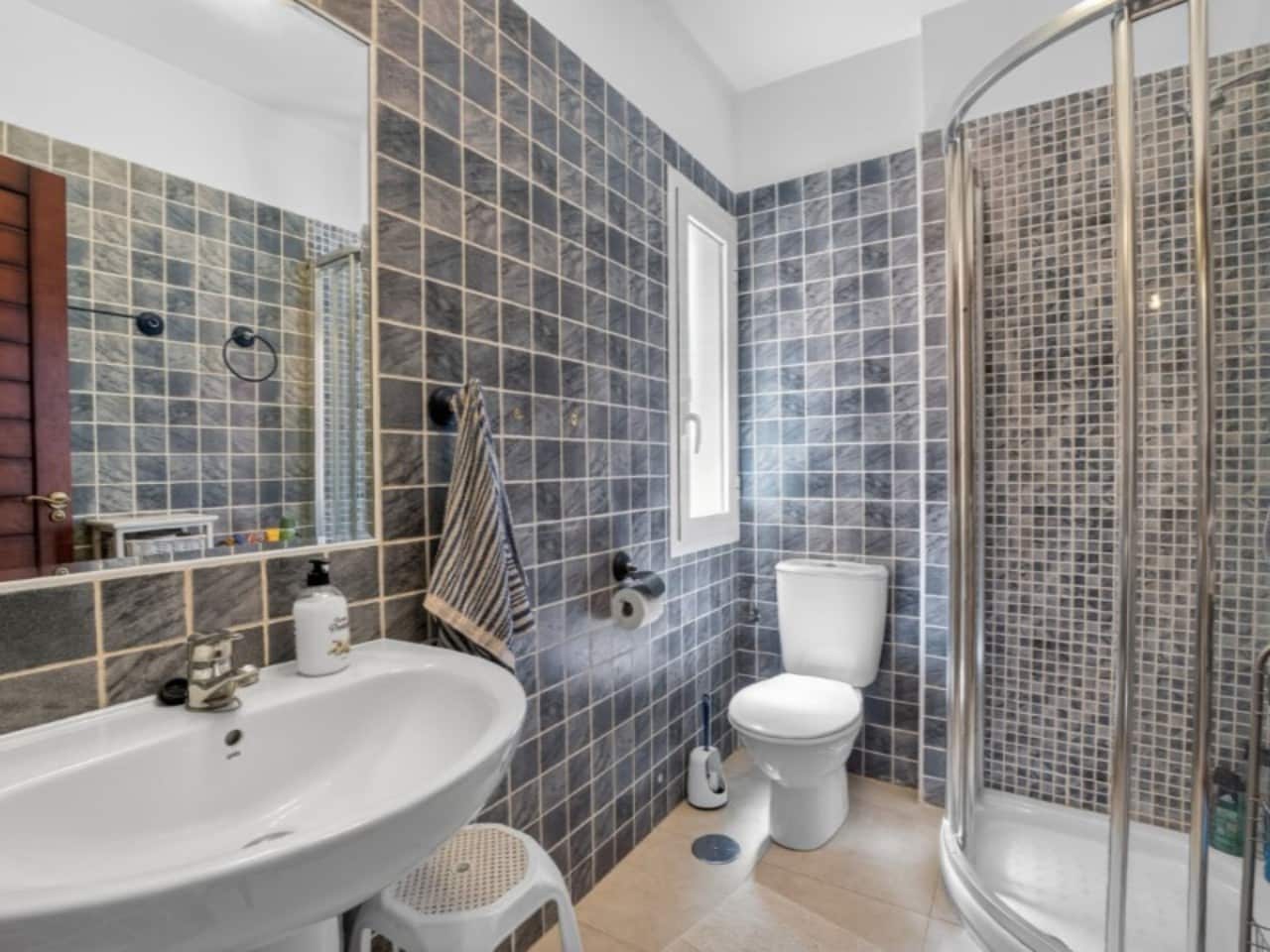 4 quarto Casa em Banda para venda em Torrevieja - 329 000 € (Ref: 9915327)