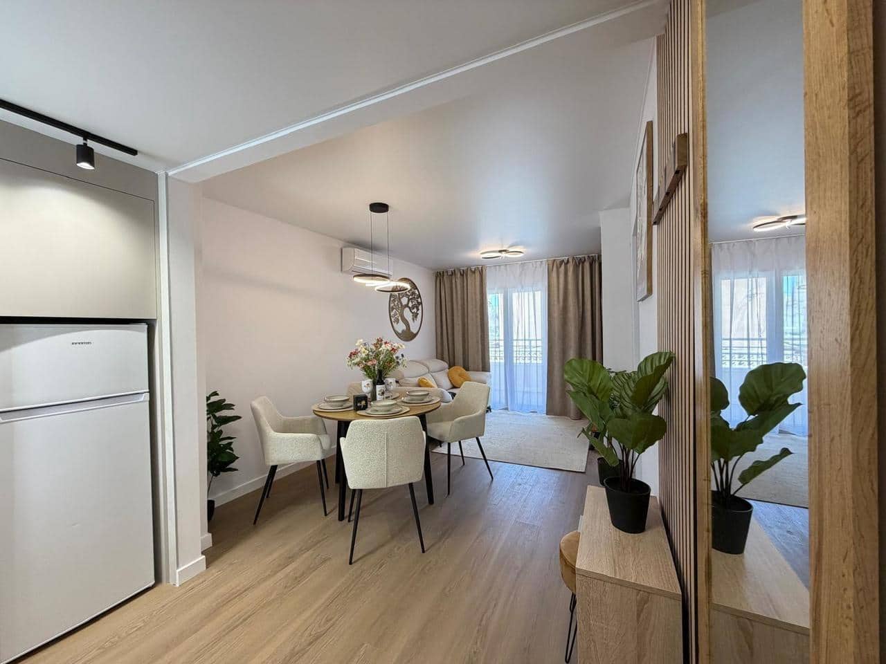 2 bedroom Apartment for sale in Torrevieja with pool - € 169,900 (Ref: 9915330)
