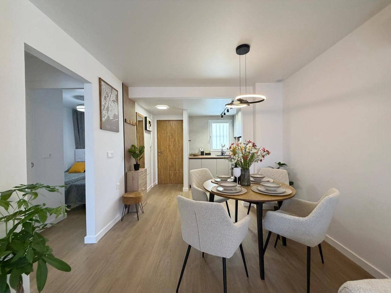 2 bedroom Apartment for sale in Torrevieja with pool - € 169,900 (Ref: 9915330)