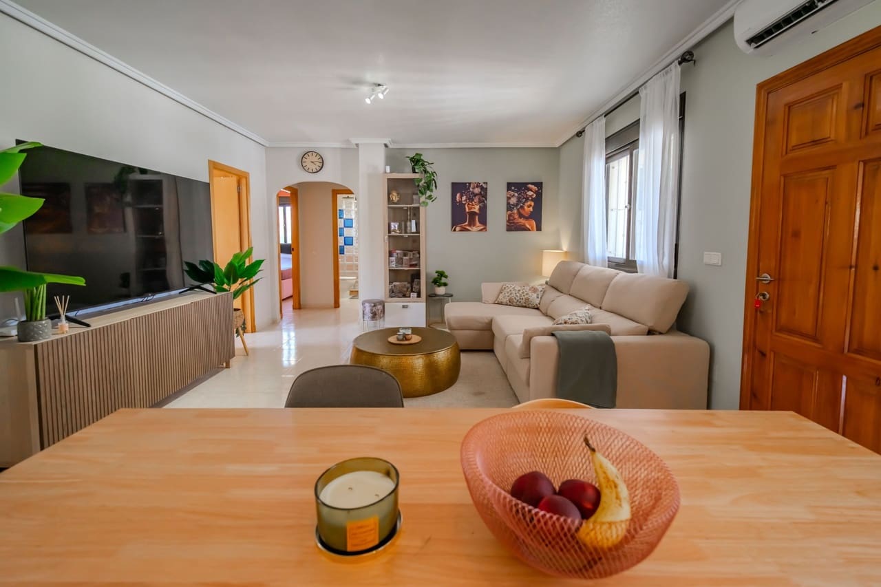 3 sovrum Lägenhet till salu i Ciudad Quesada med pool - 219 950 € (Ref: 9916499)