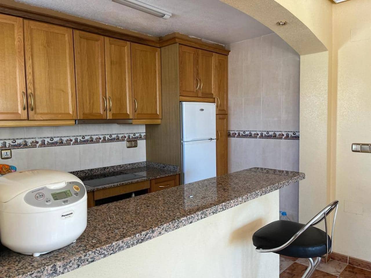 4 makuuhuone Omakotitalo myytävänä paikassa Orihuela Costa mukana uima-altaan - 245 000 € (Ref: 9916508)