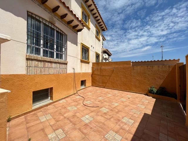 4 sypialnia Dom na sprzedaż w Dehesa de Campoamor, Orihuela z basenem - 245 000 € (Ref: 9916508)