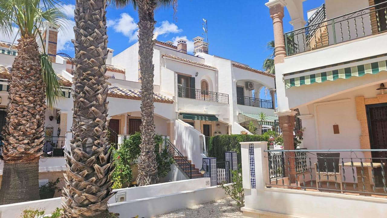 2 sypialnia Dom na sprzedaż w Orihuela Costa z basenem garażem - 239 000 € (Ref: 9916511)